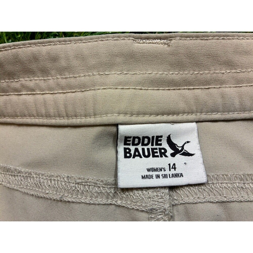 Eddie Bauer Women’s Size 14 Khaki Hiking Shorts Outdoor Trail Travel - Picture 4 of 5